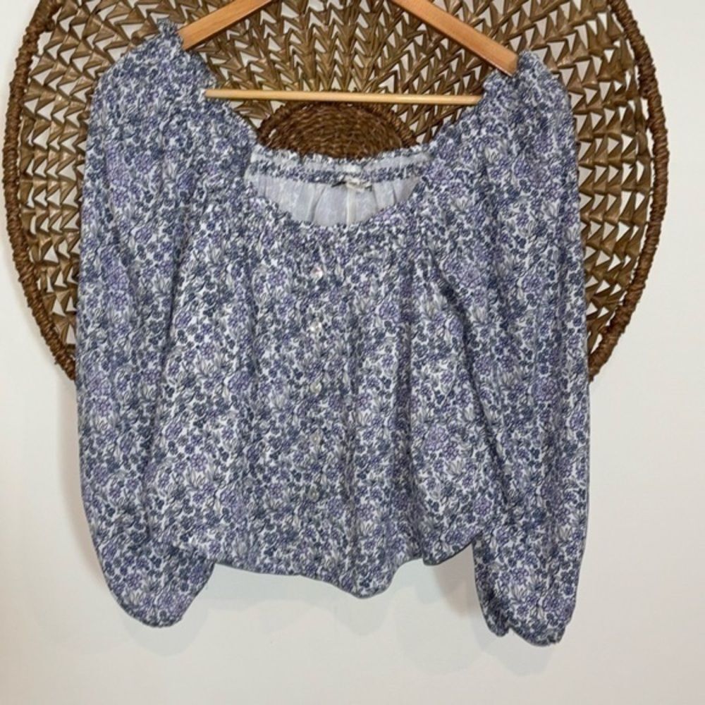 America Eagle blue and purple floral cropped off the shoulder blouse size xsmall